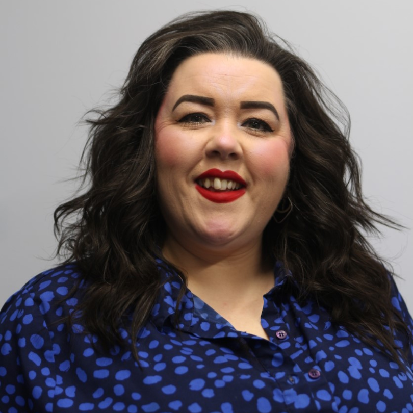 Viva Magenta with Kelly Shone-Adams